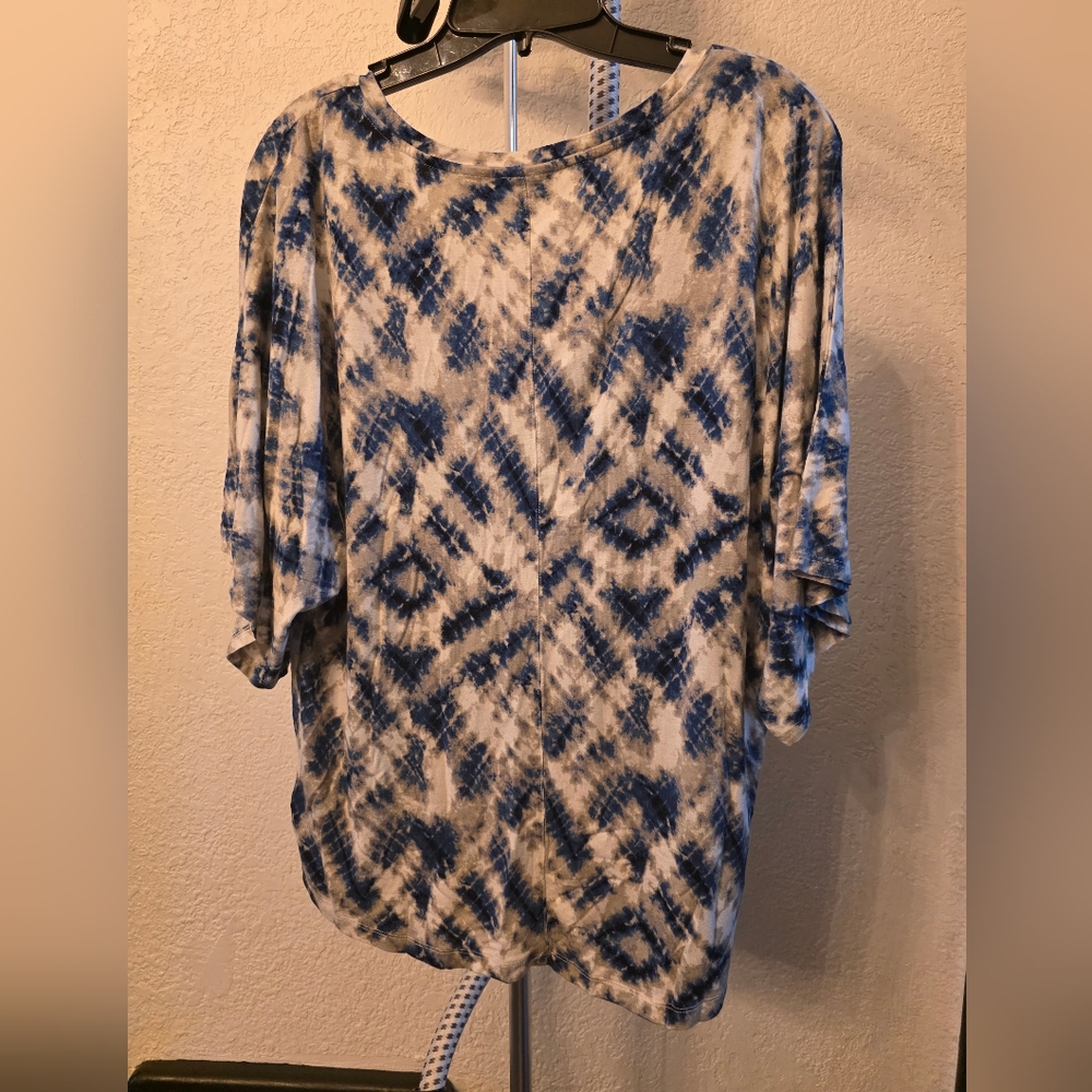 Tahari Rayon Tie-Dye V-Neck Dolman Sleeves Women's Top Blouse Med. - Picture 4 of 8